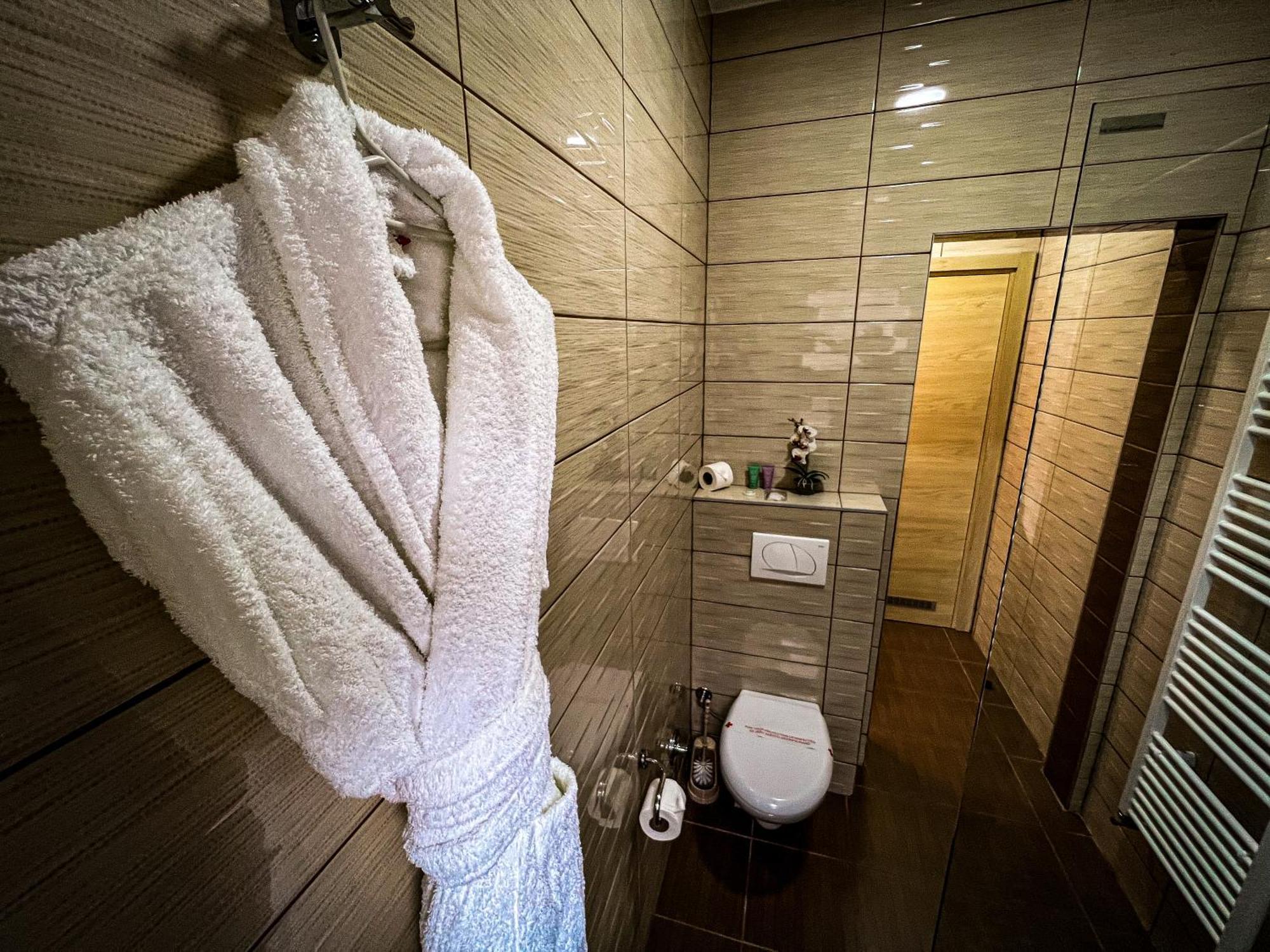 Gasthof Nacional Free Parking 4*